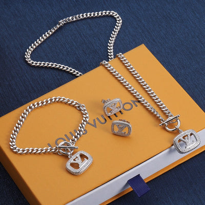 Louis Vuitton Silver set